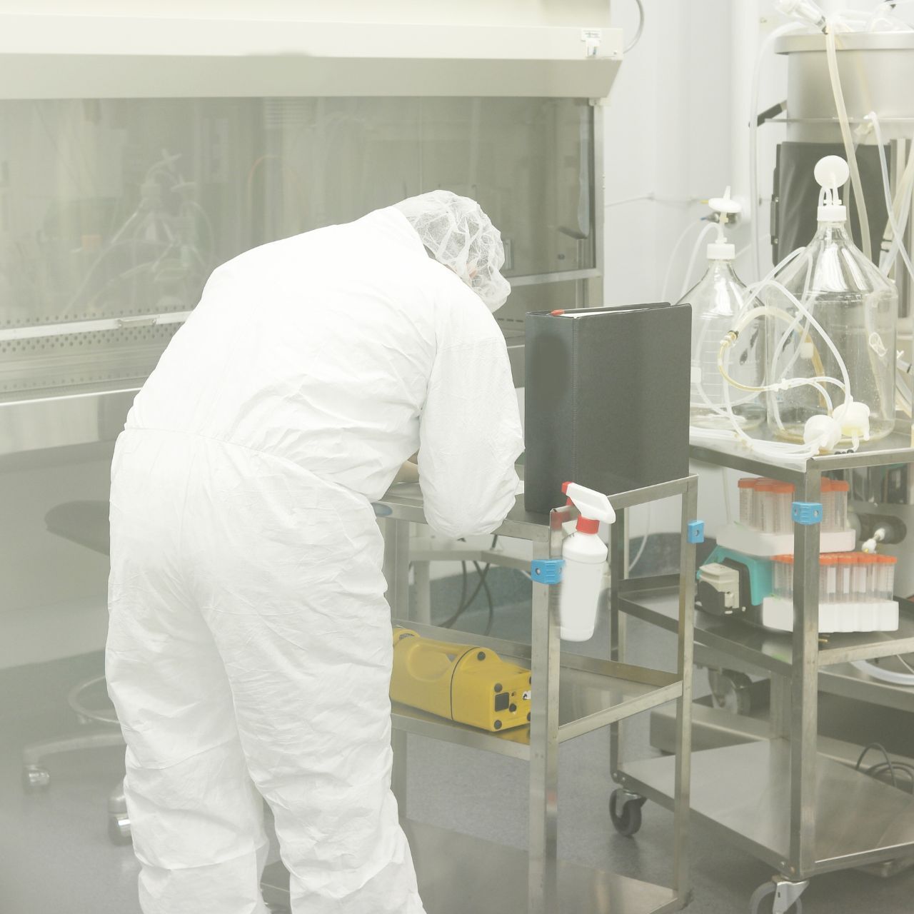 cleanroom-cleaning-1-.jpg